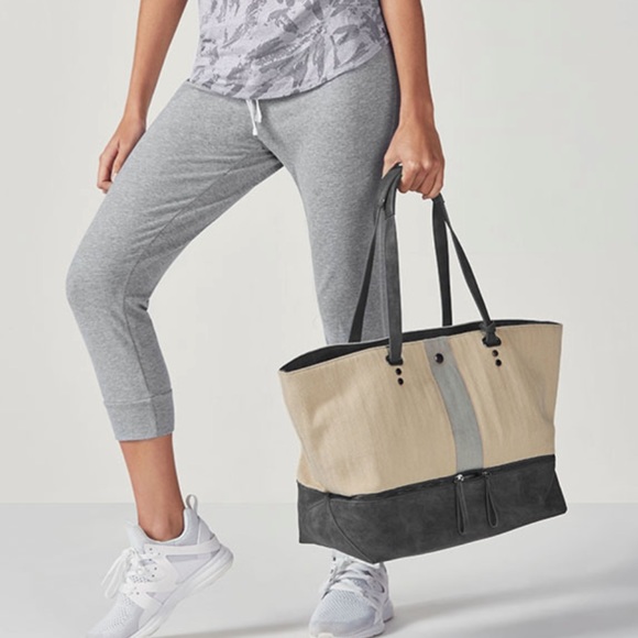 Fabletics Handbags - Fabletics The Canal Day Tote Duffle Travel Bag